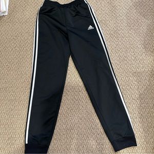 Boys Adidas Joggers L